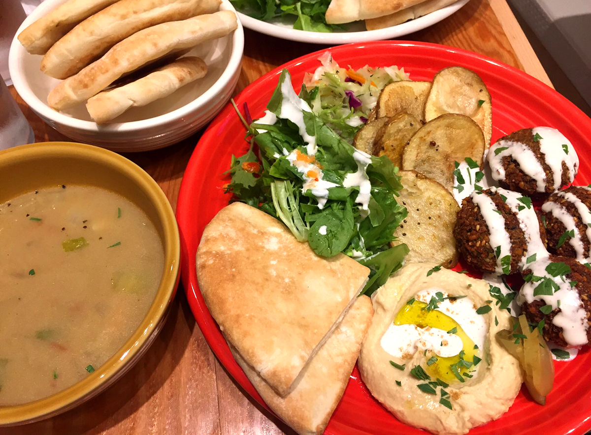 タイームのファラフェルプレートランチ